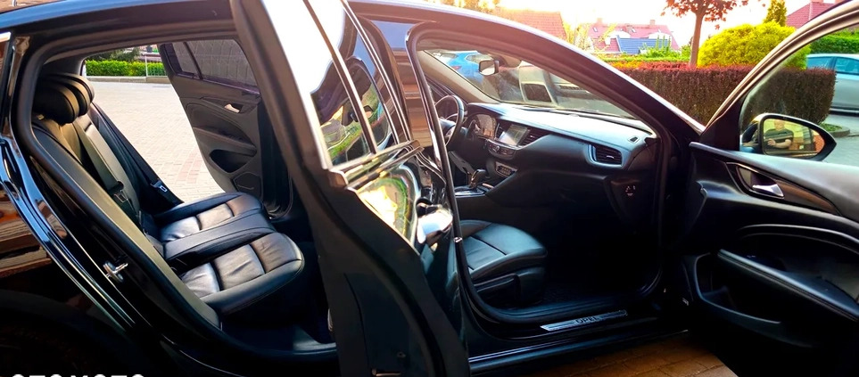 Opel Insignia cena 91900 przebieg: 125000, rok produkcji 2018 z Elbląg małe 704